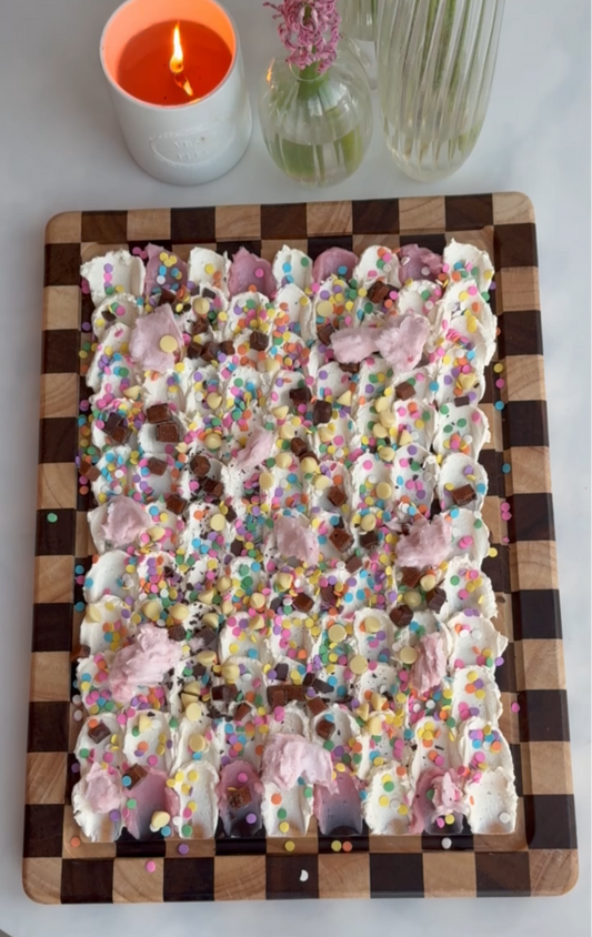 Frosting Board